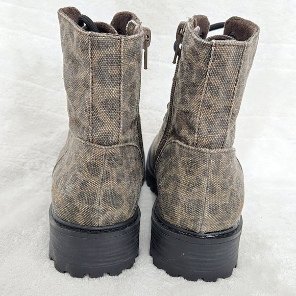 Blowfish Malibu Reilly Combat Boots Sz 6 Brown Leopard Print Lace Up Streetwear - Picture 6 of 9